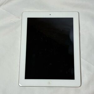 3rd Generation iPad in White A1416 16GB